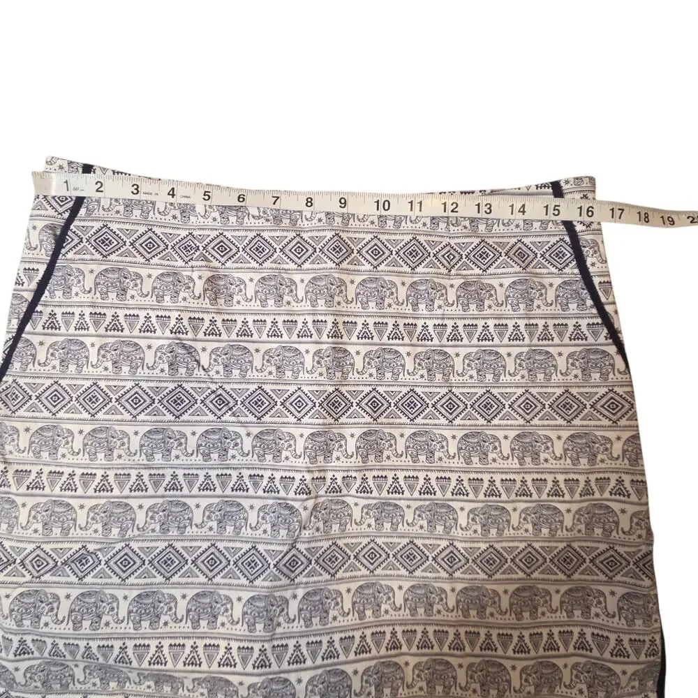 Golftini Elephant Skort sz 10 White, Navy Blue All-Over Print, Pockets, Side Zip
